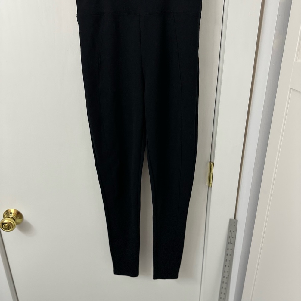 ASSETS by SPANX (front Seam) High Rise Leggings-Great Cond. Sz XL (not that big)